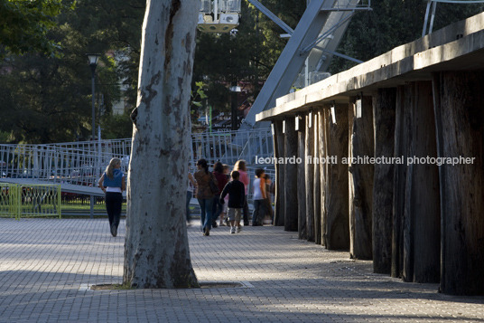 pavilions at independencia park  rafael iglesia