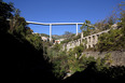 ponte de pedestres sobre a ribeira da carpinteira carrilho da graça