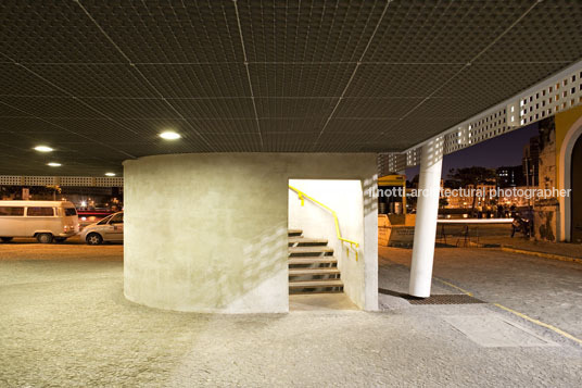 edifício garagem paulo mendes da rocha