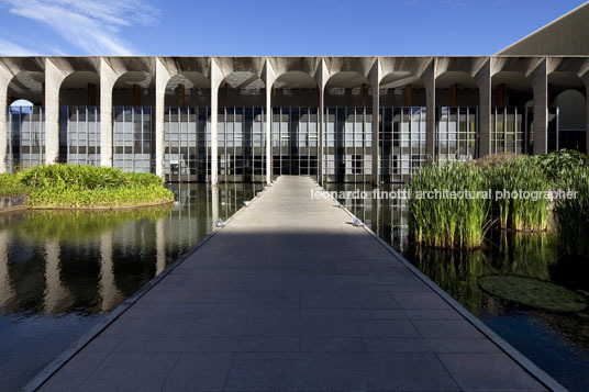 palácio do itamaraty oscar niemeyer