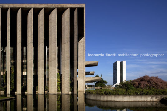 palácio da justiça oscar niemeyer