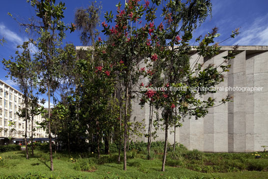 palácio da justiça oscar niemeyer