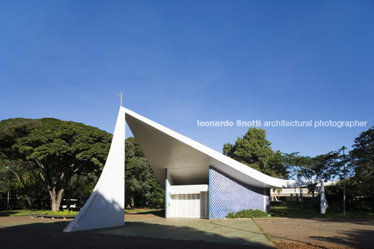 igreja nossa senhora de fátima oscar niemeyer