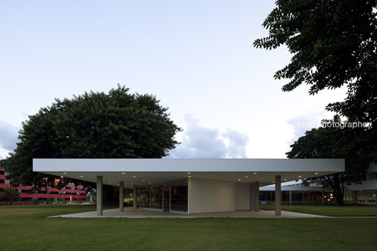 brasília palace hotel oscar niemeyer