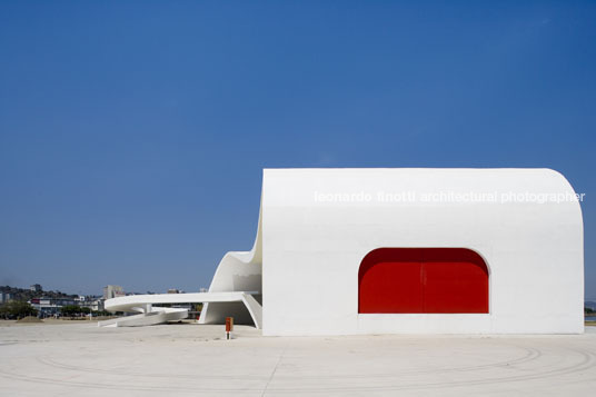 teatro popular - caminho niemeyer oscar niemeyer