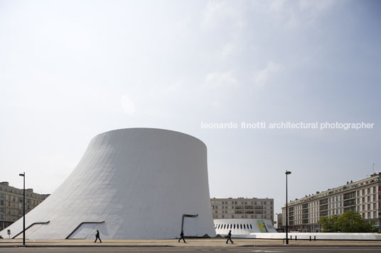 le volcan oscar niemeyer