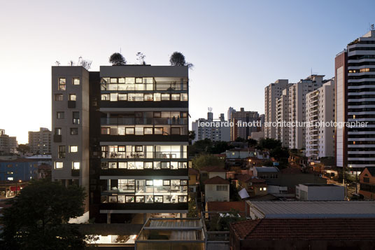 w 305 isay weinfeld