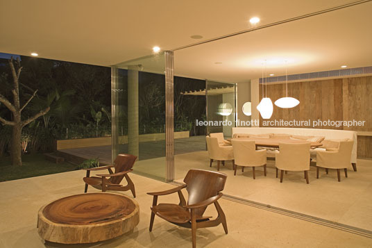 casa iporanga isay weinfeld