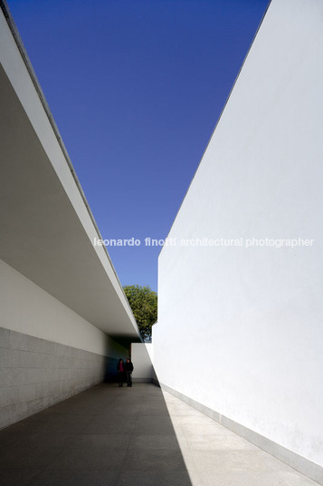 fundação serralves alvaro siza