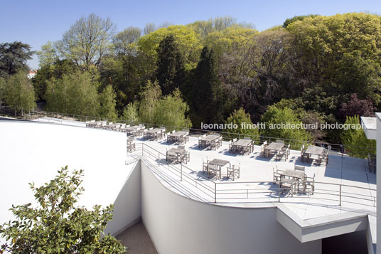 fundação serralves alvaro siza