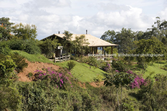 casa cm - fazenda prata bernardes+jacobsen