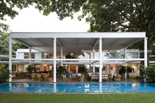 casa bg bernardes+jacobsen