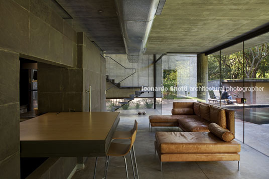 surubi house javier corvalan