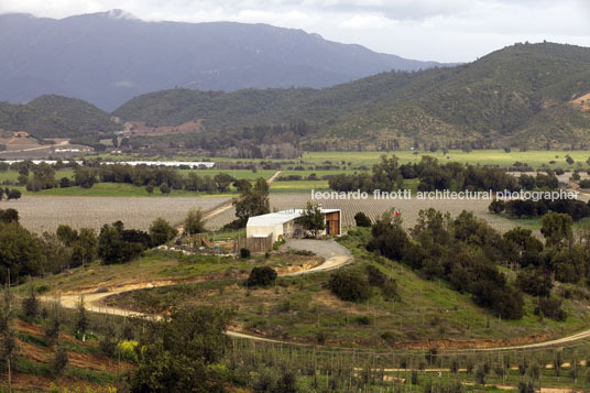 administrator´s house at fundo izaro martin hurtado