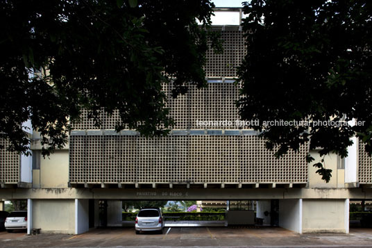 colina velha at unb campus joão filgueiras lima (lelé)