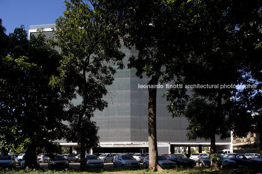 petrobras building helio uchoa