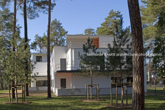 bauhaus masters houses walter gropius