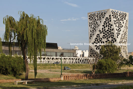 centro cívico del bicentenario lucio morini