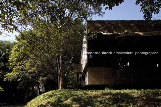 casa butantã paulo mendes da rocha