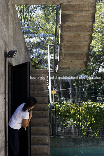 casa leme-millan paulo mendes da rocha