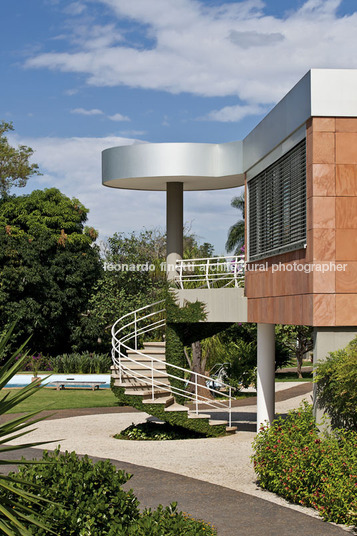 embaixada da alemanha hans scharoun 