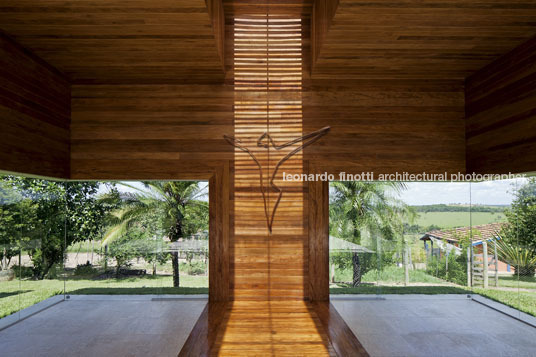 chapel at gurita farm gustavo penna