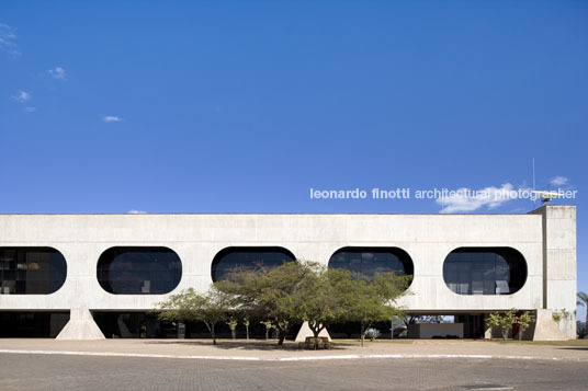 brazil bank cultural center oscar niemeyer