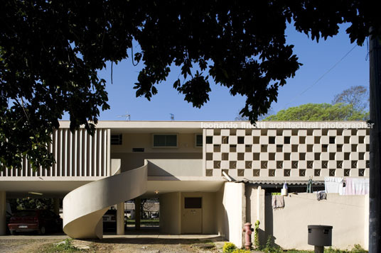 h-10 officers residences at ita oscar niemeyer