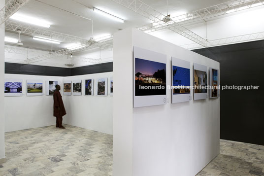 leonardo finotti: brazil architecture in photography - centre culturel français michelle jean de castro