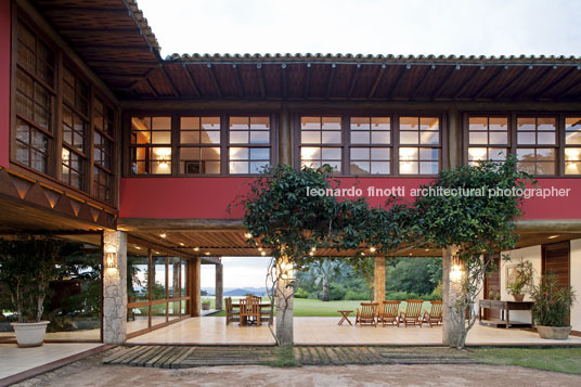 casa pc - fazenda prata bernardes+jacobsen