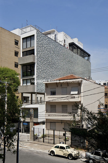 leitão building triptyque