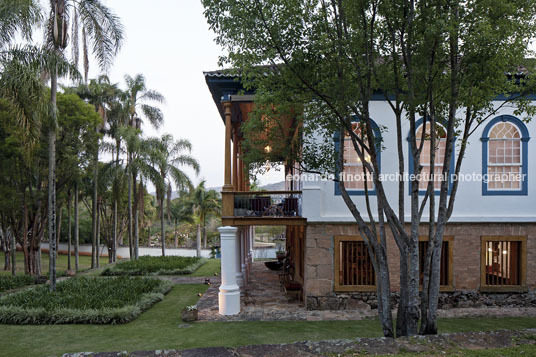 fazenda 3 pedras - casa isay weinfeld