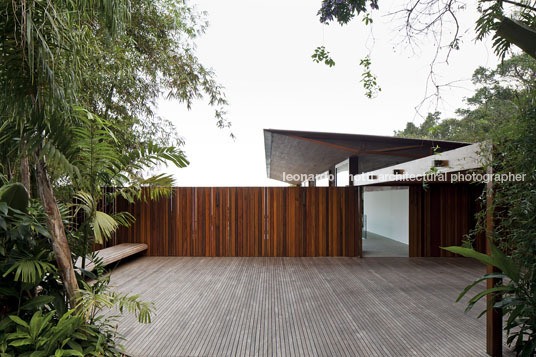 casa rhg - são pedro bernardes arquitetura