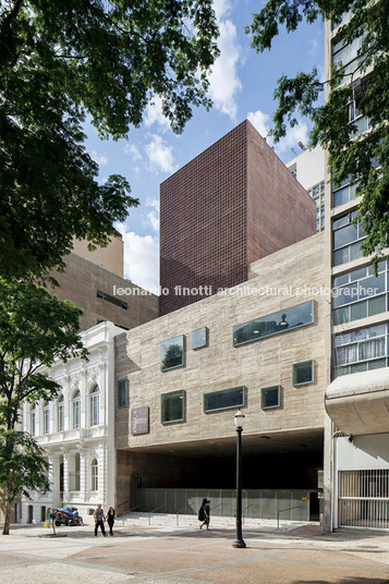 praça das artes brasil arquitetura