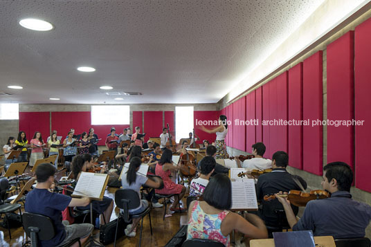 praça das artes brasil arquitetura