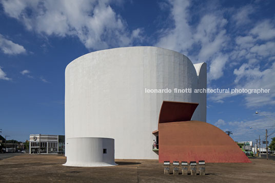 araras theater oscar niemeyer