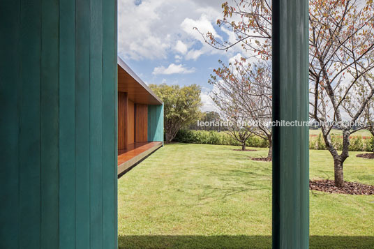 casa gcp - fazenda boa vista bernardes arquitetura