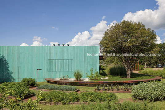 casa gcp - fazenda boa vista bernardes arquitetura