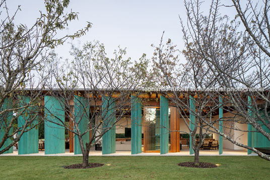 casa gcp - fazenda boa vista bernardes arquitetura