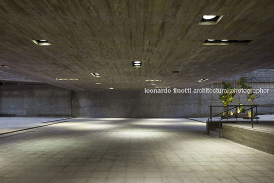 praça das artes brasil arquitetura