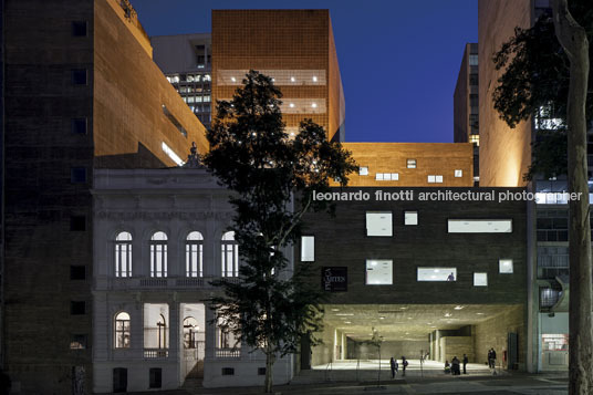 praça das artes brasil arquitetura