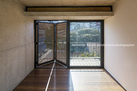 vila aspicuelta tacoa arquitetos associados