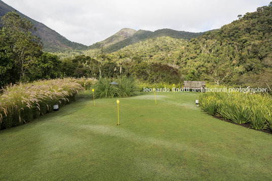 casa jg miguel pinto guimarães