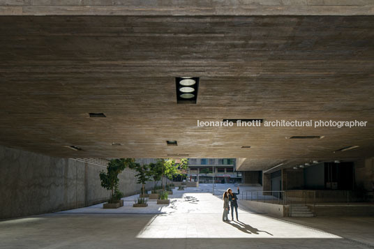 praça das artes brasil arquitetura