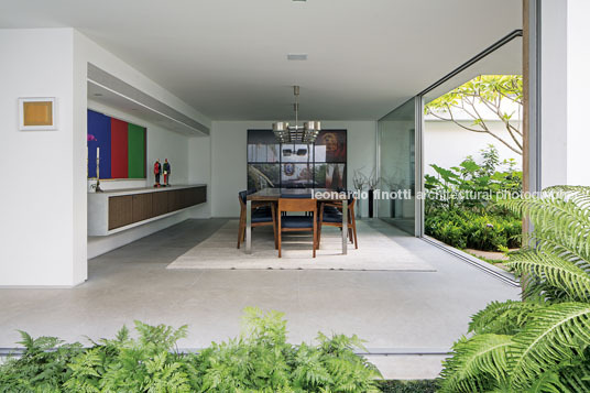 casa dos pátios isay weinfeld