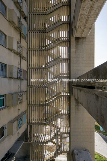 edificio girón antonio quintana simonetti