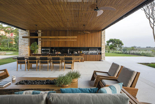 casa rsc - fazenda boa vista jacobsen arquitetura