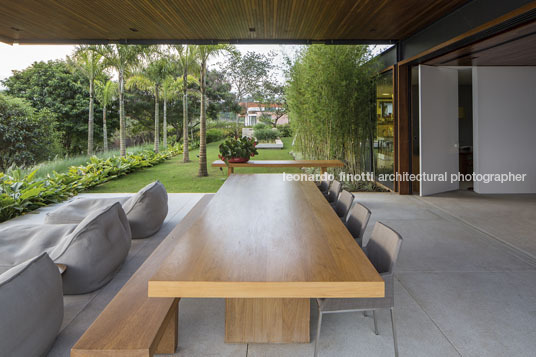 casa rsc - fazenda boa vista jacobsen arquitetura