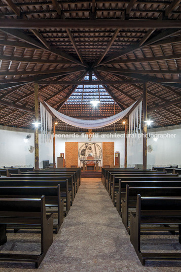 igreja espirito santo do cerrado lina bo bardi