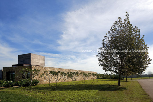 residência ct - quinta da baroneza bernardes+jacobsen